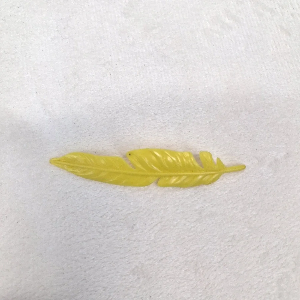 Little Tikes Magic Workshop Playset Yellow Feather Replacement Part Accessory
